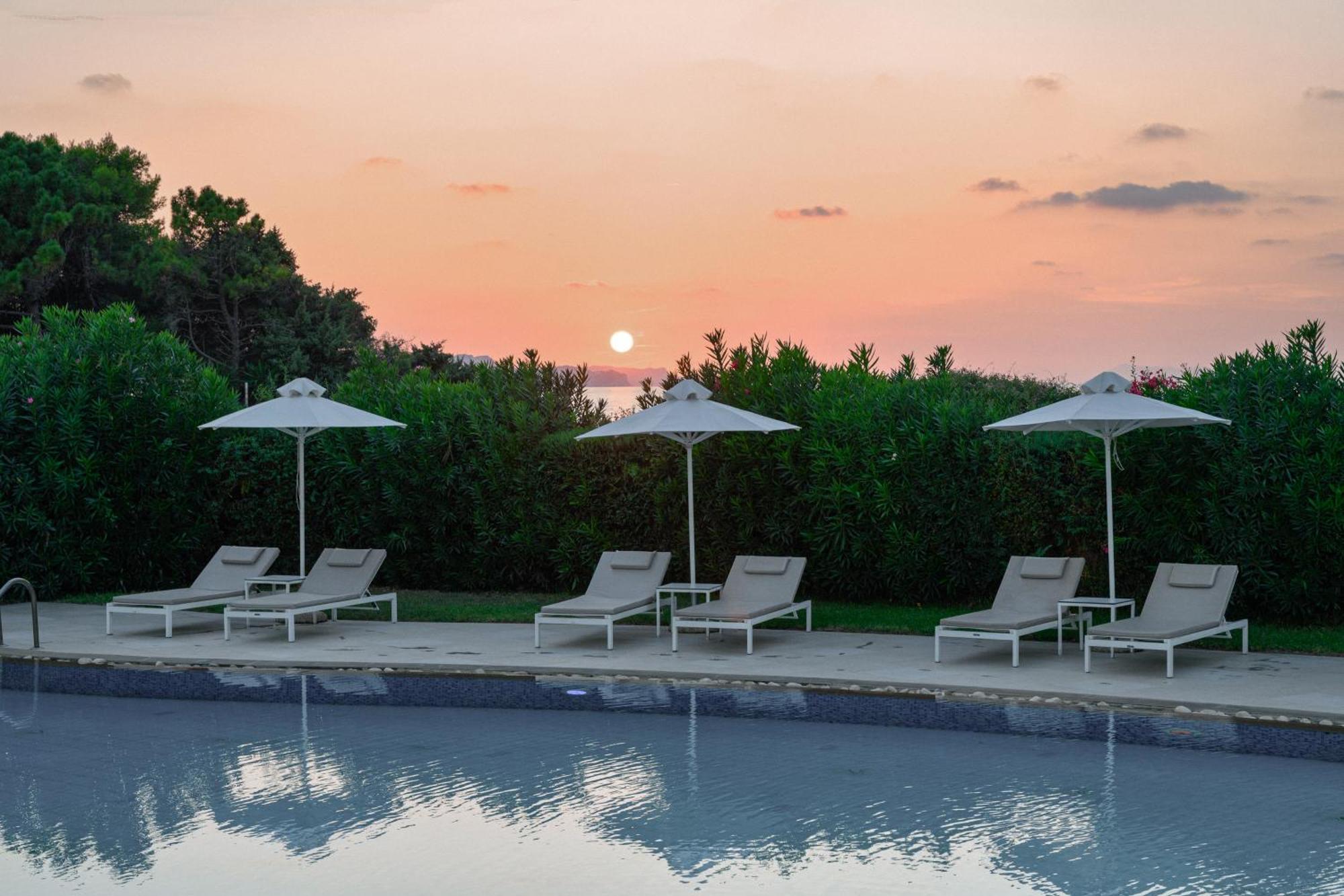 Restia Suites Exclusive Resort -Adults Only Almiros Beach Bagian luar foto