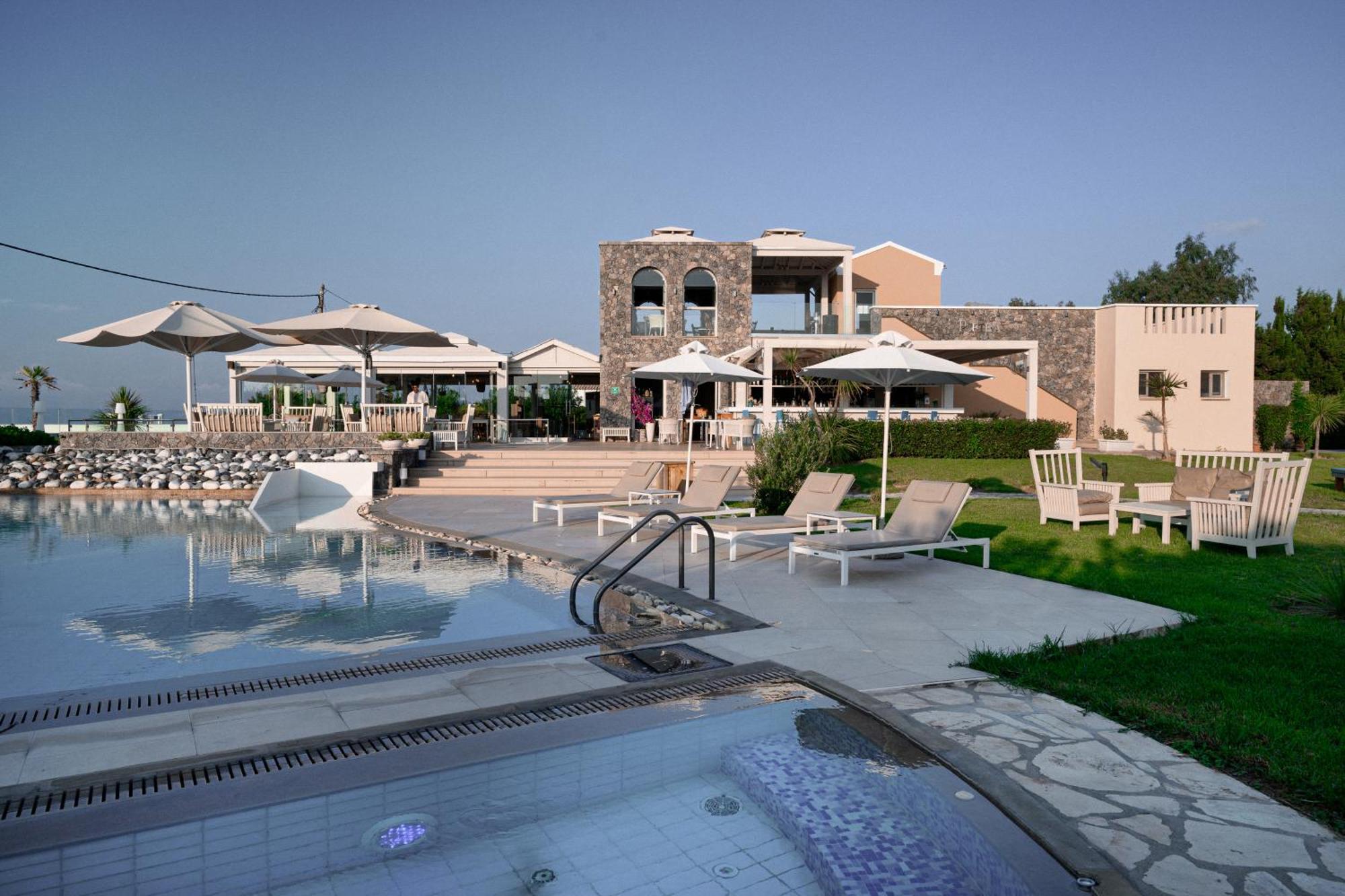 Restia Suites Exclusive Resort -Adults Only Almiros Beach Bagian luar foto